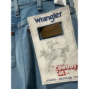 Wrangler 47MWZ Original Cowboy Cut Jeans – Regular Fit, Light Wash – Size 29x36